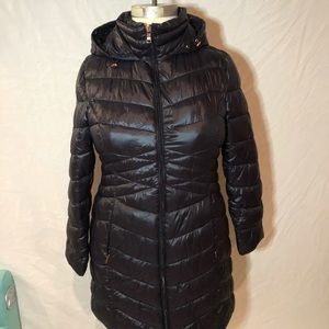 Celsius women’s parka rain coat.